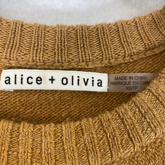 Alice + Olivia Sweater Medium Beige Tan Wool Gleeson Metal Ball Long Sleeve Crew - Picture 8 of 10